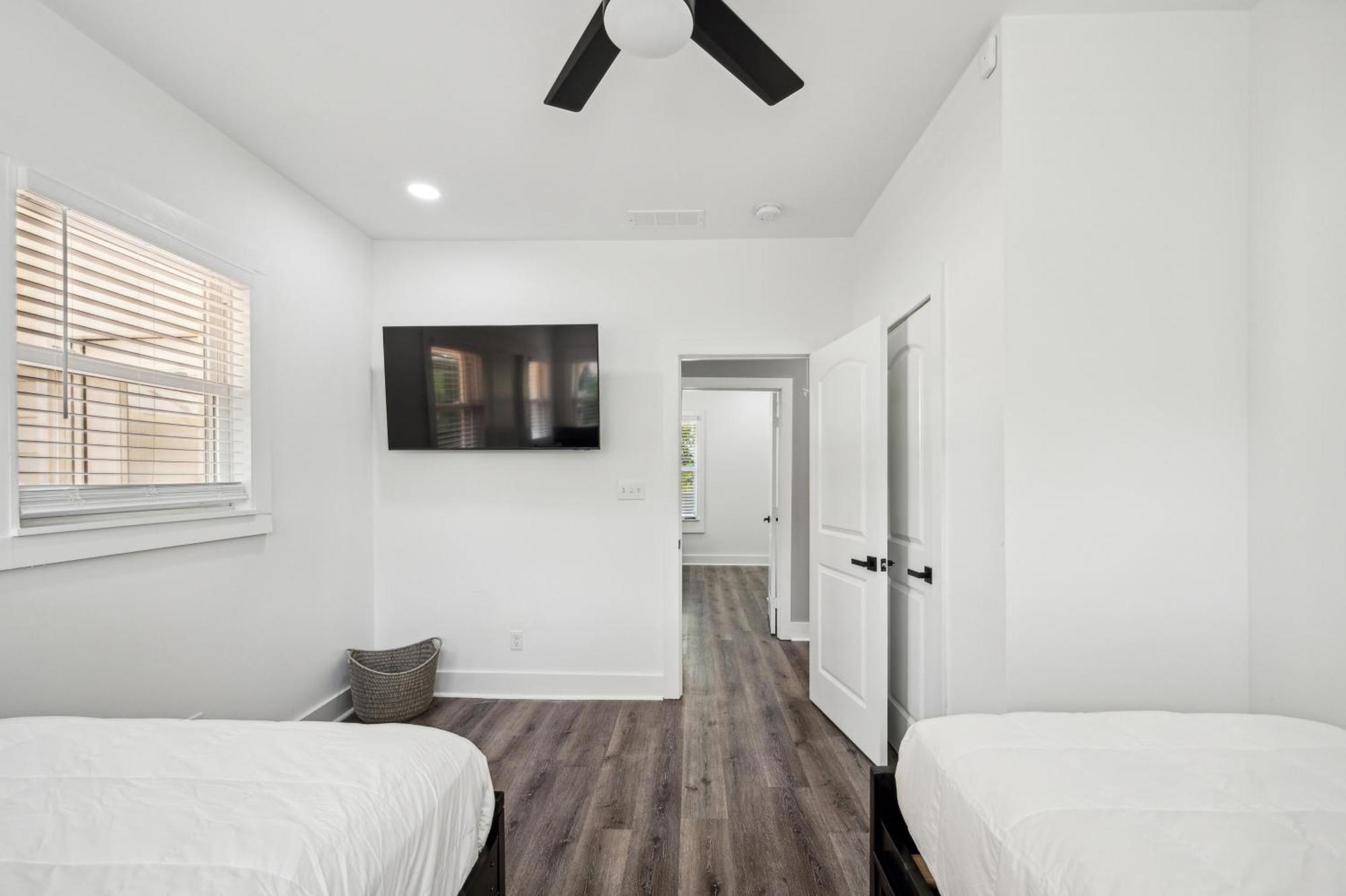 Centrally Located Home In Atlanta-10 Mins From Ga Aquarium, Mercedes Benz Stadium, & Much More Exterior photo